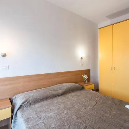 Mara 12 * Rosolina Mare