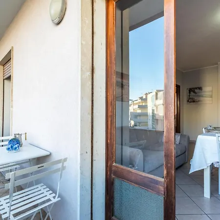 Mara 12 Apartment *
